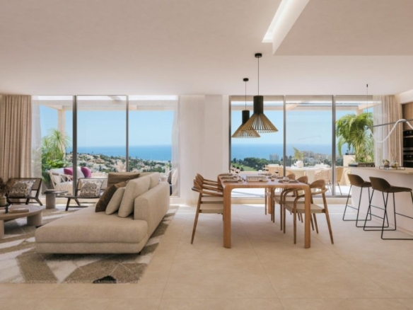 Imagen 1 de ÁTICO DÚPLEX 3 Dorm. Amplia Terraza en Benalmádena con VISTAS AL GOLF y MAR!!!