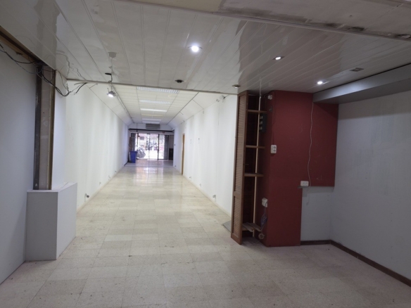 Imagen 2 de Local comercial en Venta en Barcelona Barcelona SAGRERA