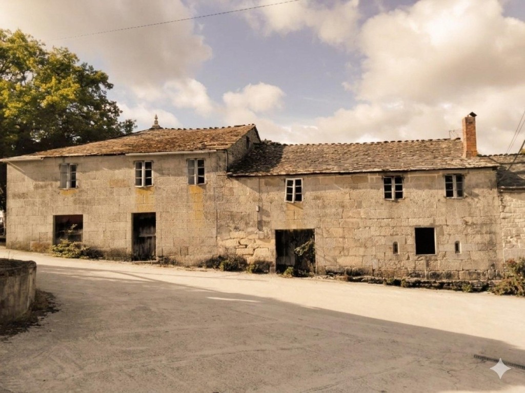 Imagen 1 de Casa histórica de piedra de cantería junto a torre medieval
