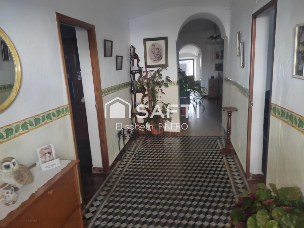 terraza y 2 accesos