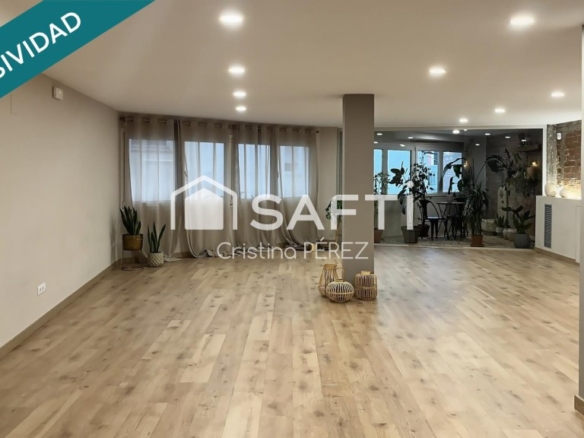 Imagen 4 de Exclusivo Loft de 238m2 en el centro de Blanes