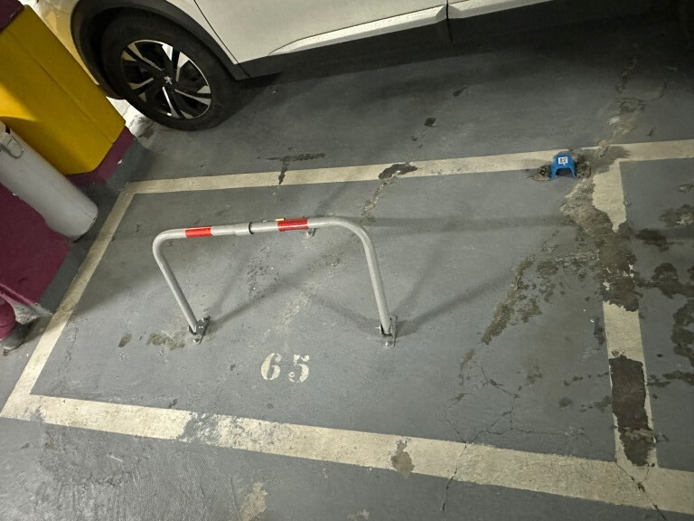 Imagen 3 de Parking moto en Alquiler en Madrid Madrid VALDEZARZA