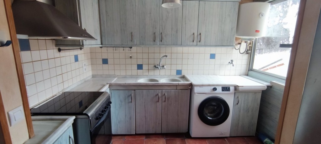 Imagen 1 de PISO DE ALQUILER EN EL CENTRO DE SÚRIA – 3 HABITACIONES Y BALCÓN