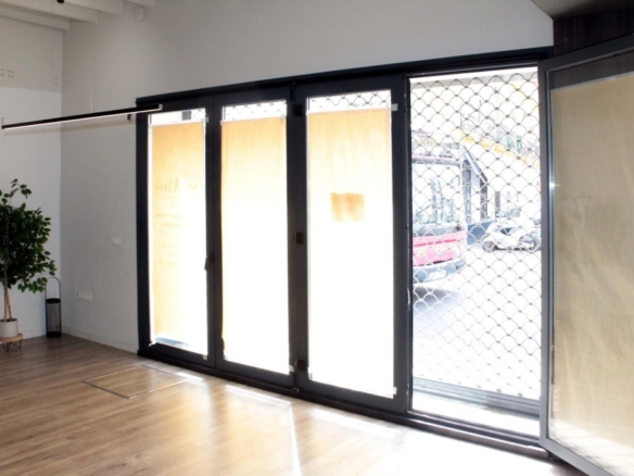 Imagen 4 de Local comercial en Alquiler en Sevilla Sevilla