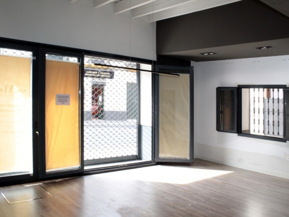 Imagen 1 de Local comercial en Alquiler en Sevilla Sevilla