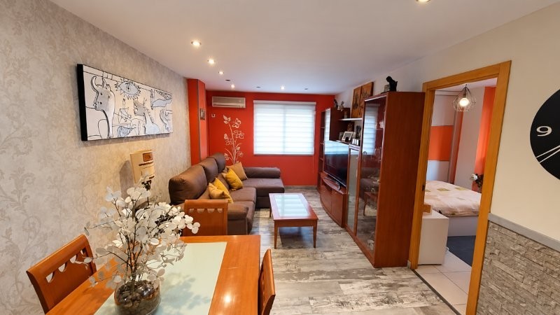 Imagen 2 de ESTUPENDO PISO EN VENTA EN MALAGA
