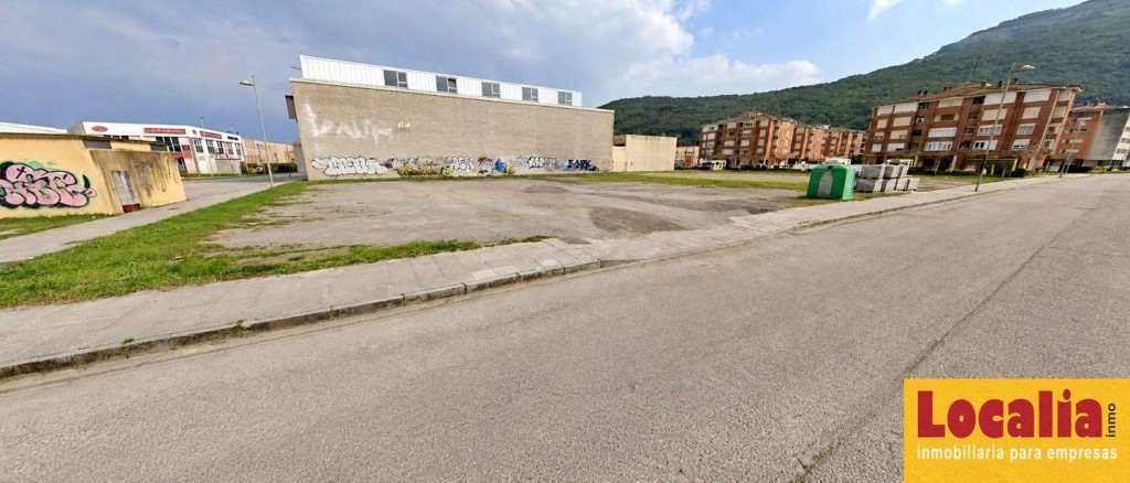 Imagen 4 de Atractivo terreno urbano en Santoña.