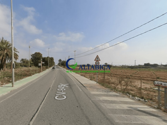 Imagen 2 de Piso en Venta en Montesinos