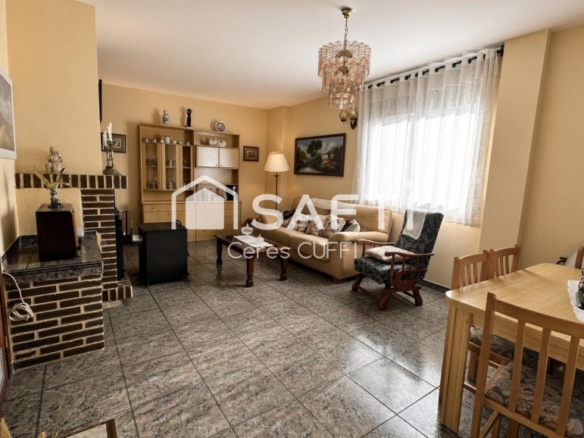 Imagen 4 de Descubre esta acogedora casa adosada situada en Villaverde de Guadalimar.